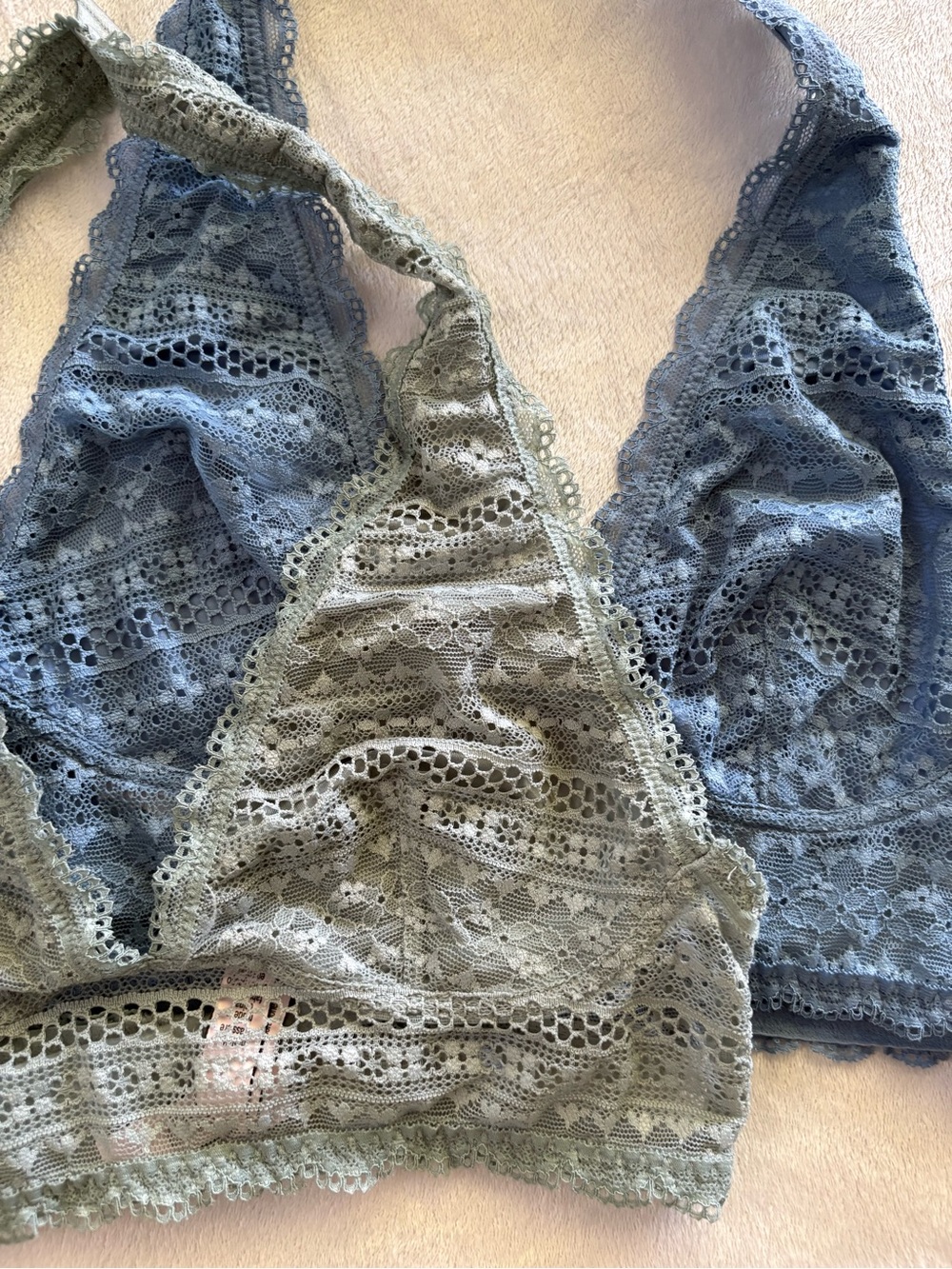 Victoria’s Secret Lace Bralette Duo in Sage Green & Dusty Blue XS/small